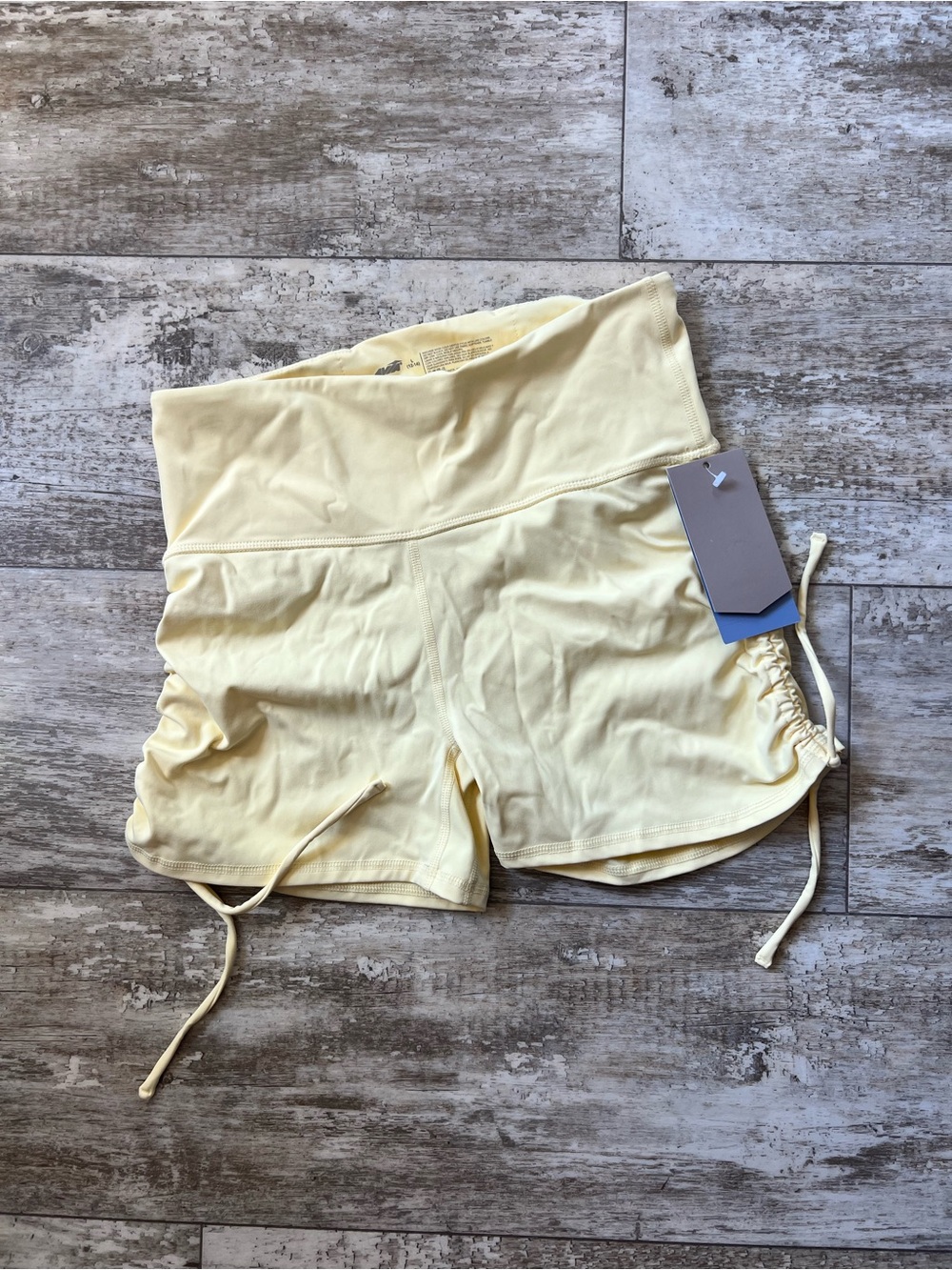 Women’s High-Waist Butter Yellow Drawstring Biker Shorts - Size Large